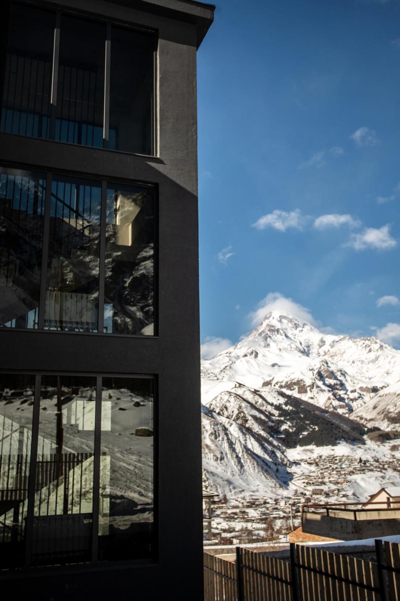 Kazbegi Hotel Grand View Stepantsminda Exterior foto