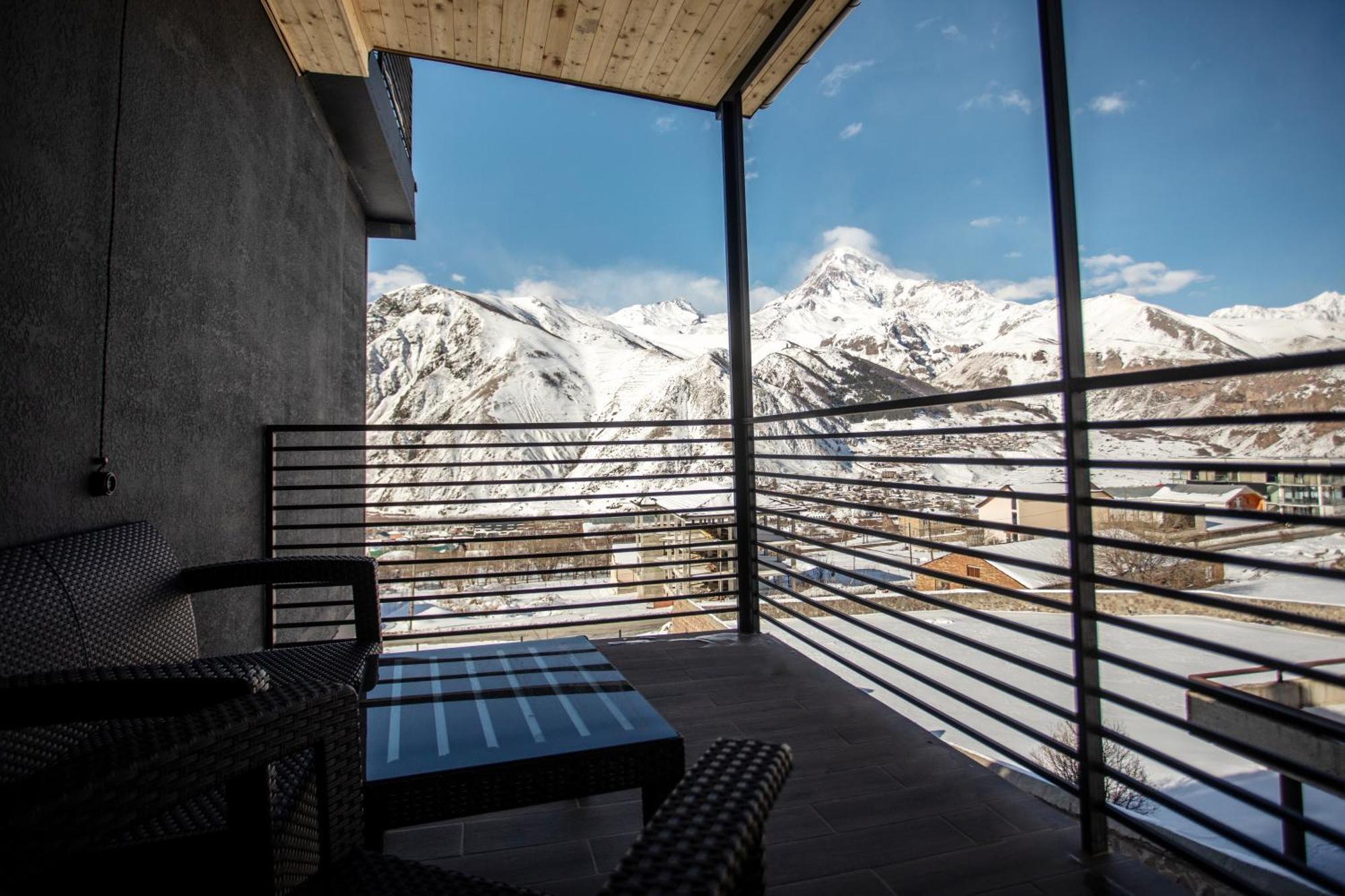Kazbegi Hotel Grand View Stepantsminda Exterior foto