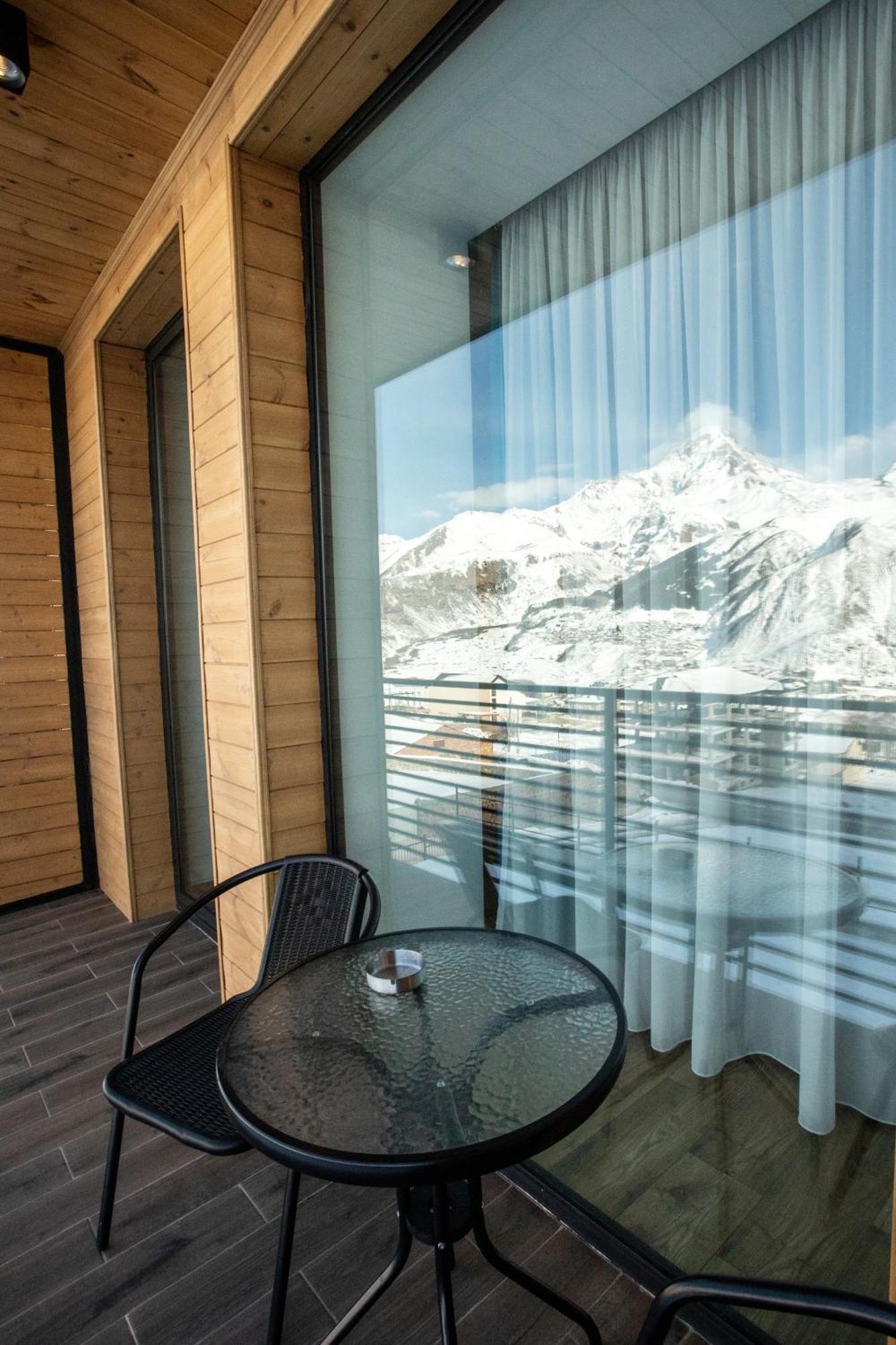 Kazbegi Hotel Grand View Stepantsminda Exterior foto