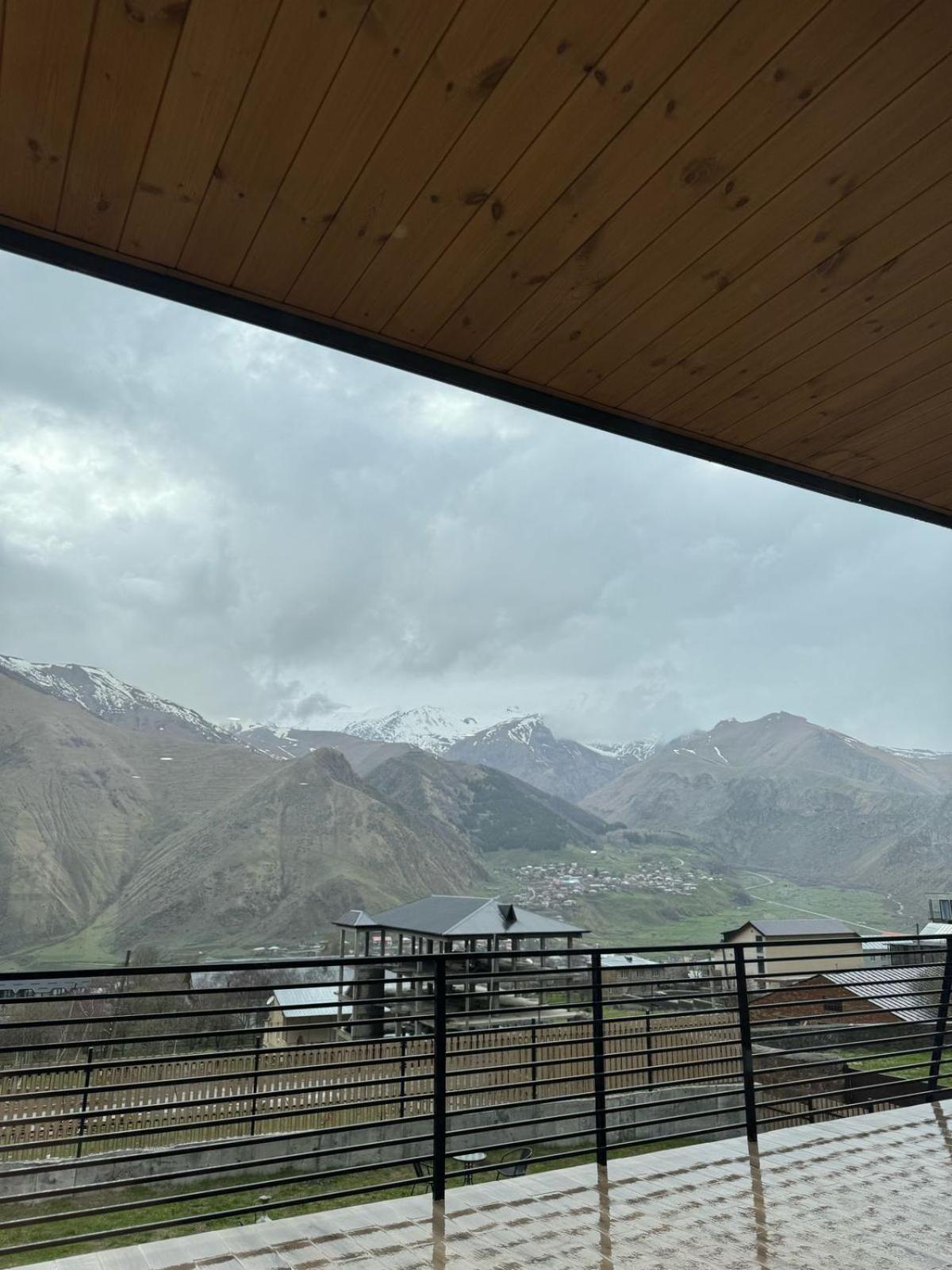 Kazbegi Hotel Grand View Stepantsminda Exterior foto