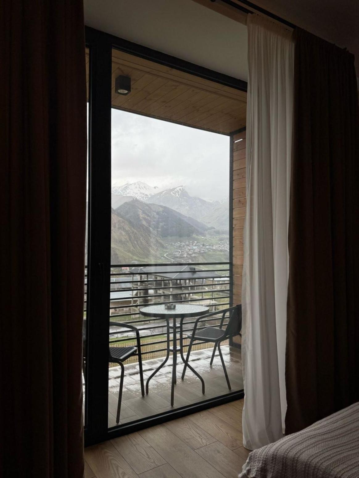 Kazbegi Hotel Grand View Stepantsminda Exterior foto
